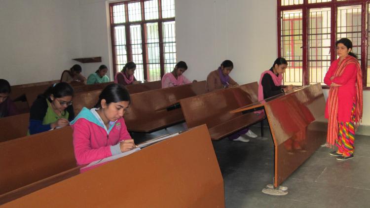 Guru Nanak College for Girls, Sri Muktsar Sahib, Punjab  (1)